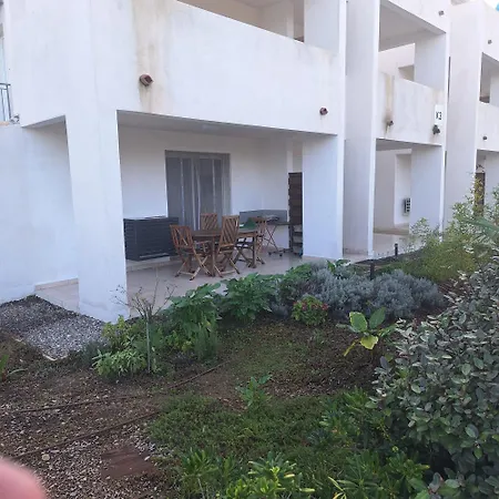 Paradis Dana Apartment *